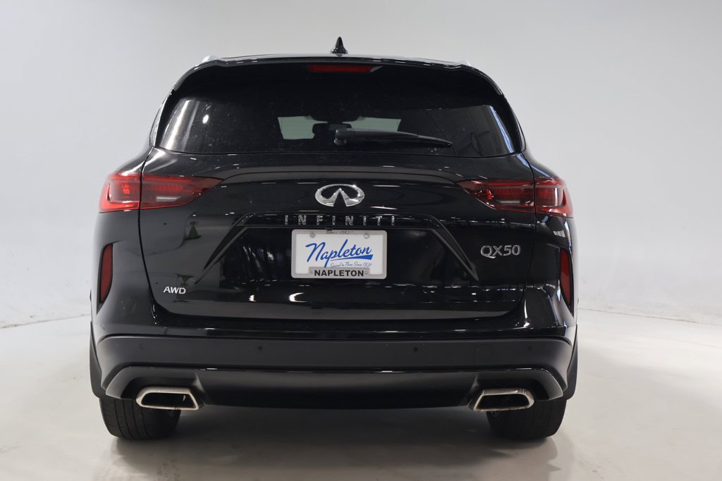 Used 2022 INFINITI QX50 Luxe w/ Appearance Package AWD/4WD image 6
