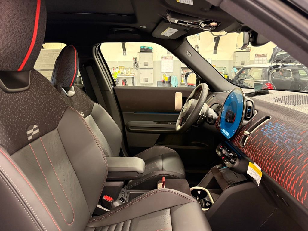 Used 2026 MINI Cooper Countryman S w/ Comfort Package Max image 29