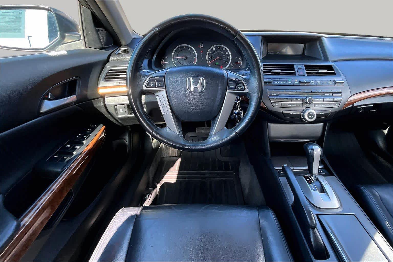 Used 2011 Honda Accord EX-L image 5