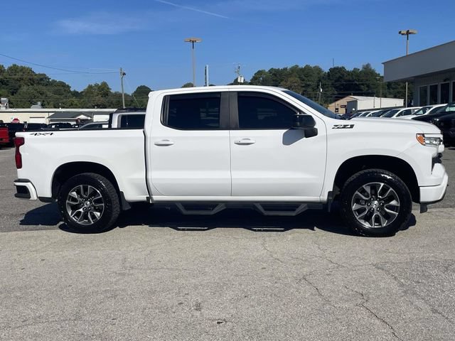 Used 2022 Chevrolet Silverado 1500 RST AWD/4WD image 2