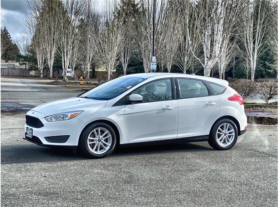 Used 2018 Ford Focus SE image 1