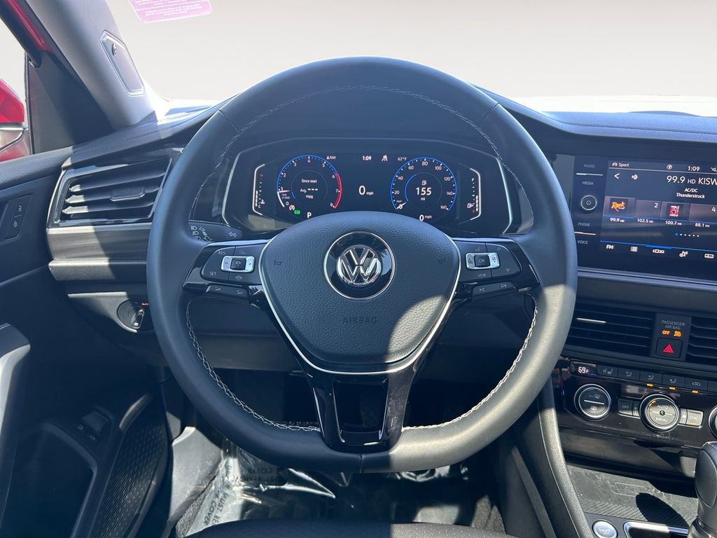 Used 2021 Volkswagen Jetta SEL FWD image 13