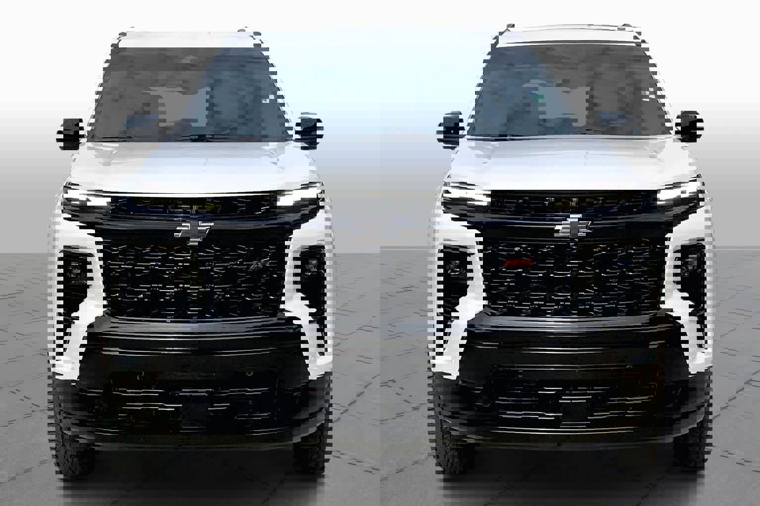 Used 2024 Chevrolet Traverse RS image 4