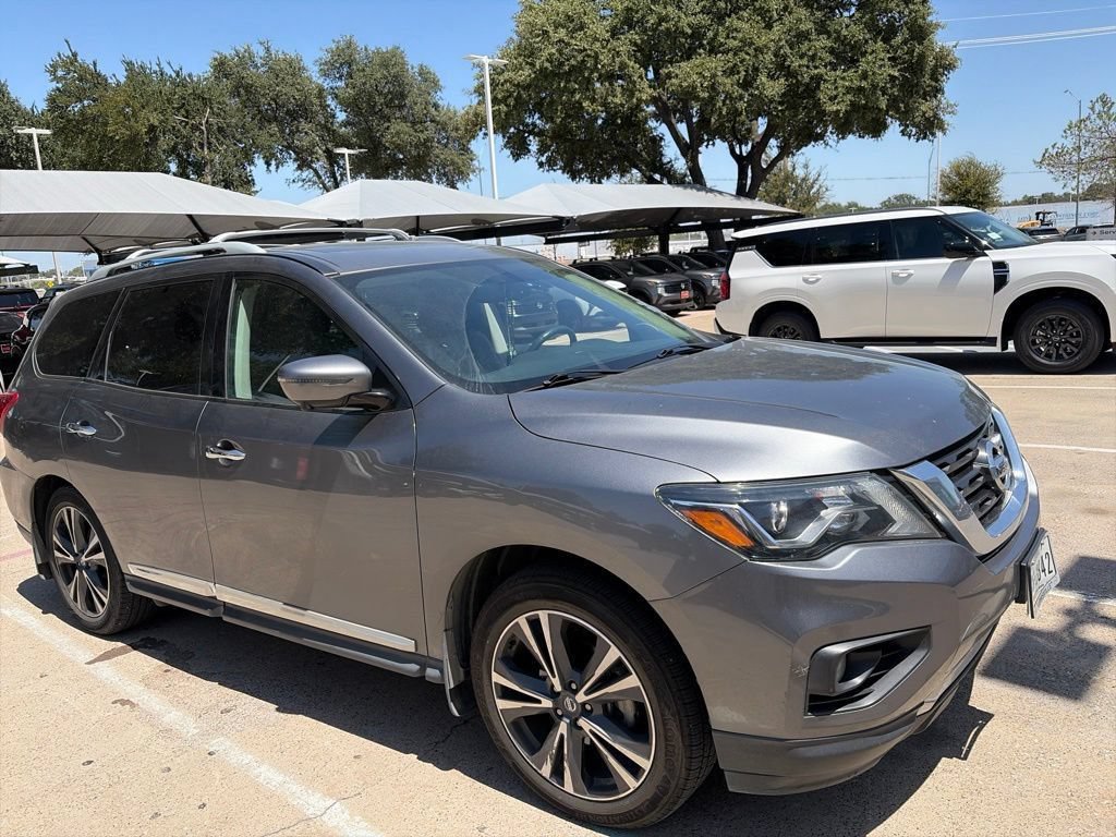 Certified 2020 Nissan Pathfinder Platinum w/ Cargo Package FWD image 7