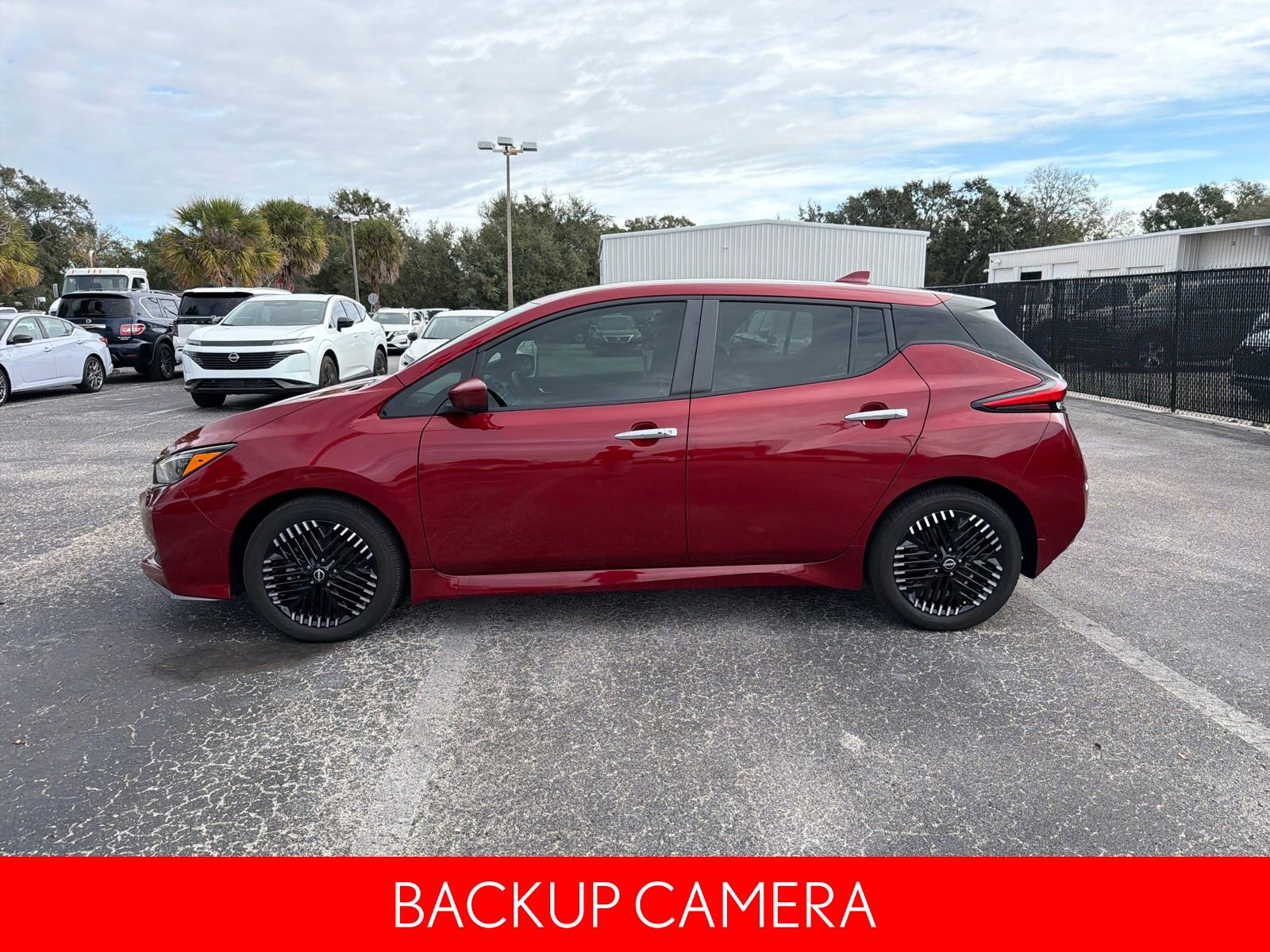 Certified 2023 Nissan Leaf SV Plus image 6