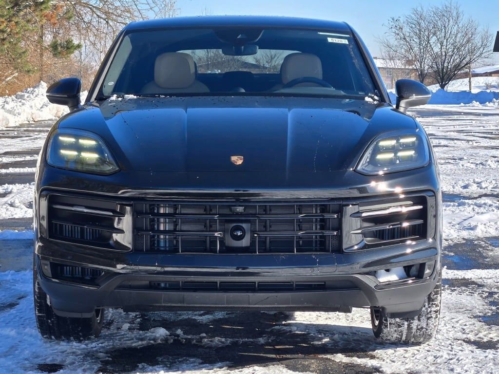 New 2026 Porsche Cayenne Coupe AWD/4WD image 8