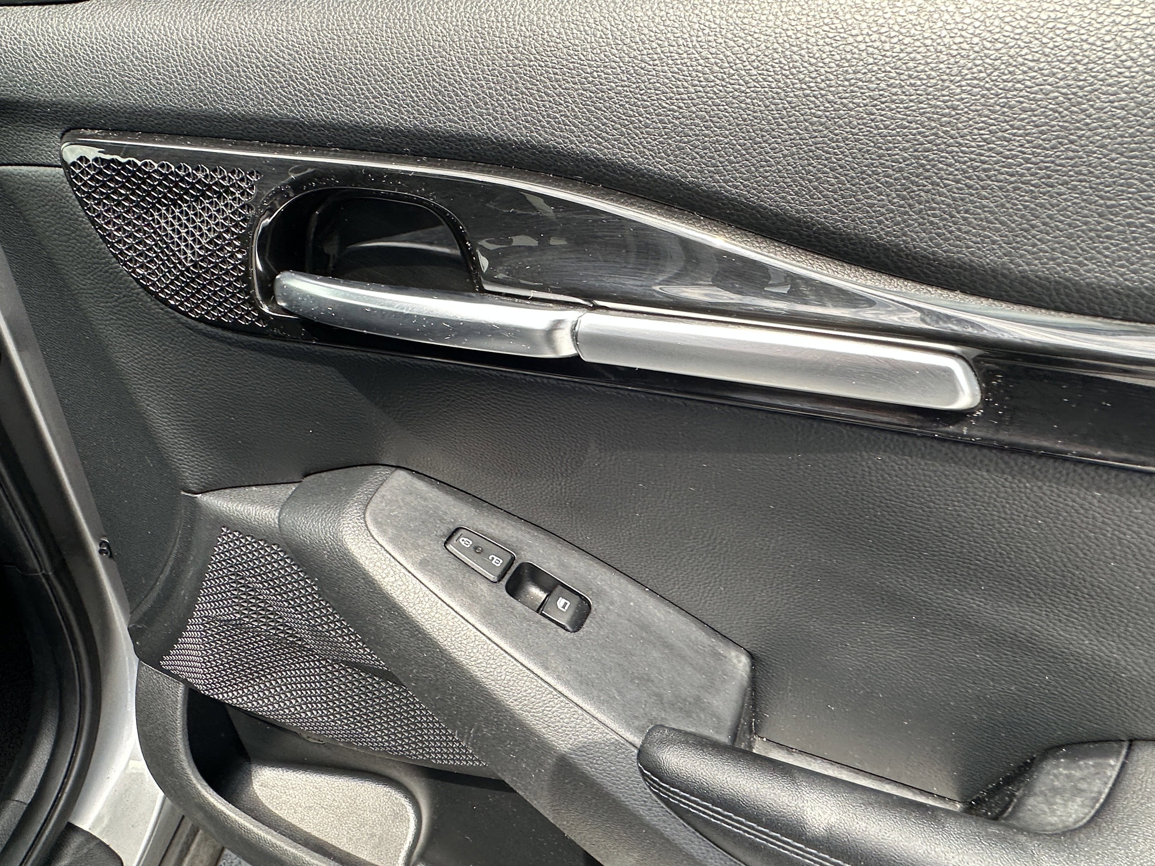 Certified 2021 Kia Seltos S image 18