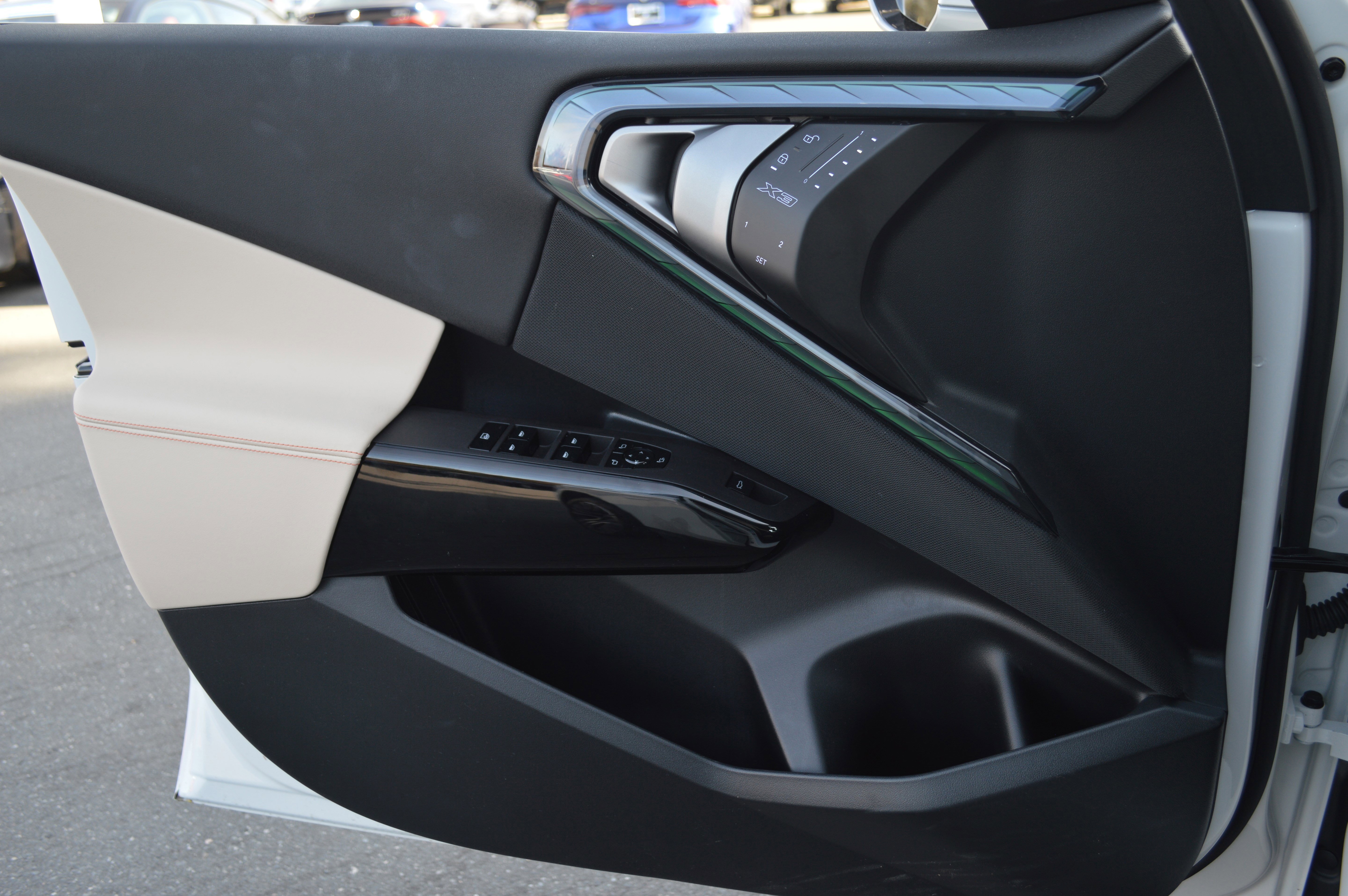 Used 2026 BMW X3 xDrive30 w/ Premium Package image 13