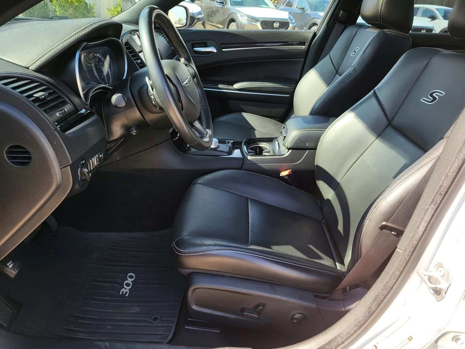 Used 2022 Chrysler 300 S w/ Comfort Group image 18