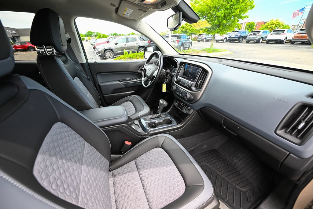 Used 2021 Chevrolet Colorado Z71 AWD/4WD image 23