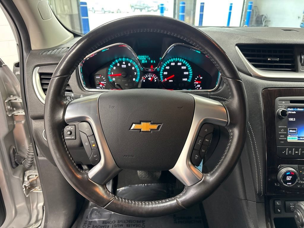 Used 2016 Chevrolet Traverse LT AWD/4WD image 12