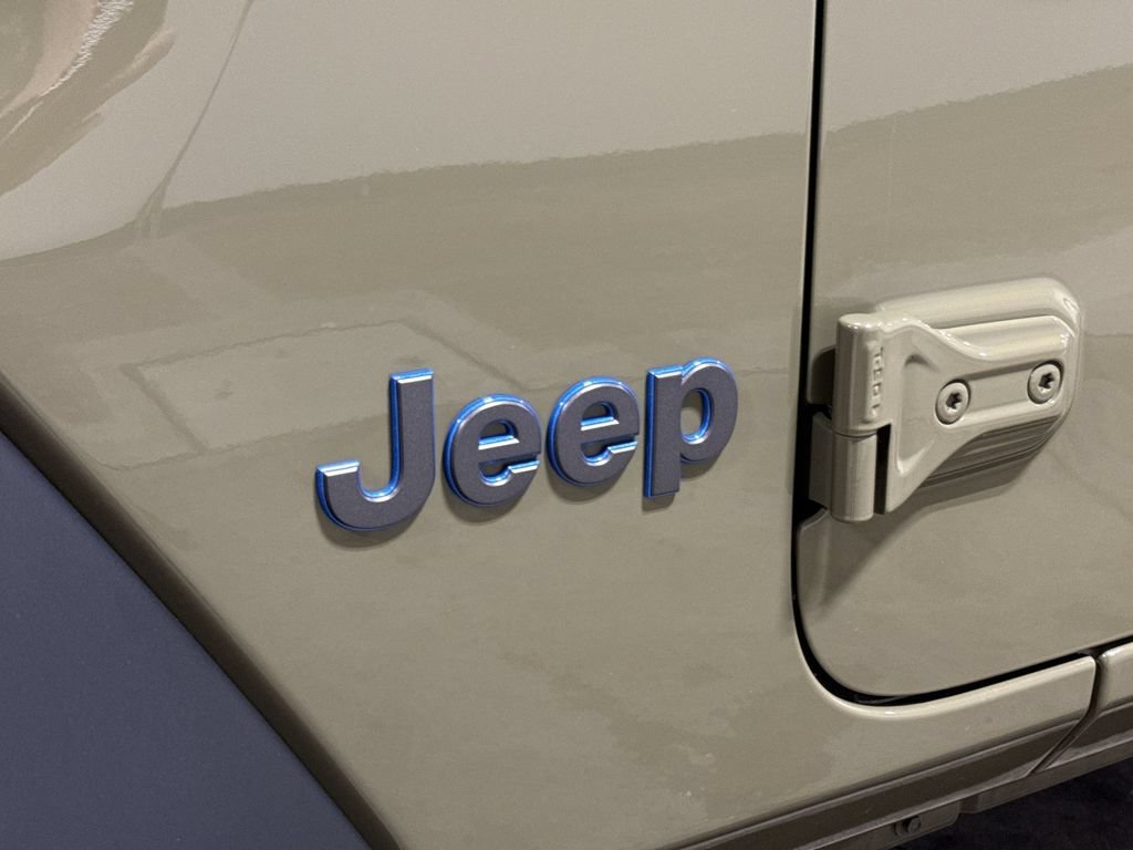 Used 2025 Jeep Wrangler Unlimited Sport S 4xe AWD/4WD image 25