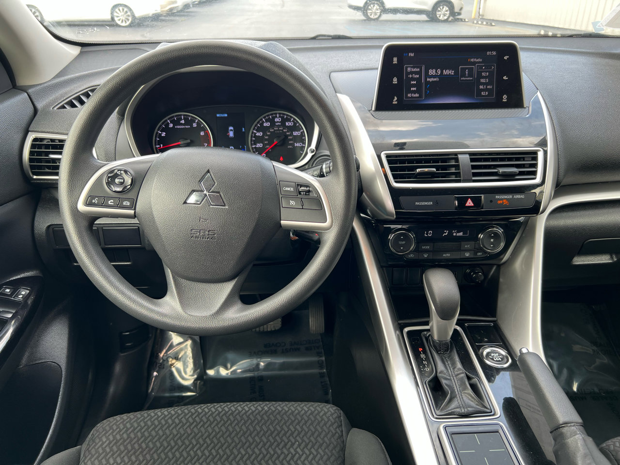 Used 2019 Mitsubishi Eclipse Cross LE image 17