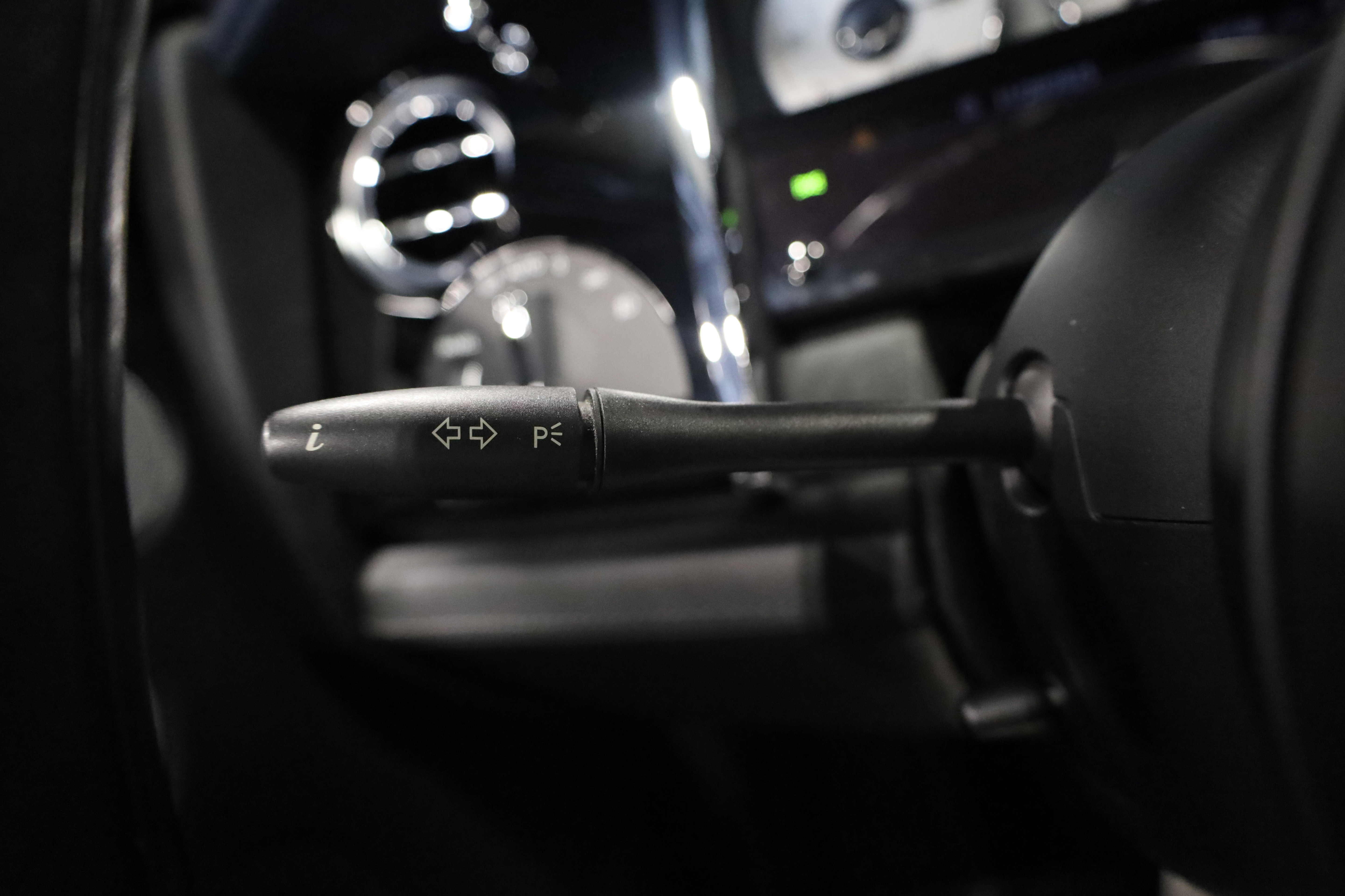 Used 2015 Rolls-Royce Ghost Base image 22