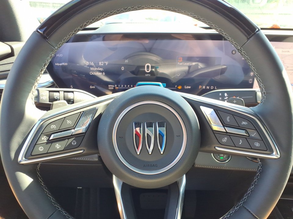 New 2026 Buick Enclave Avenir w/ Super Cruise Package image 23