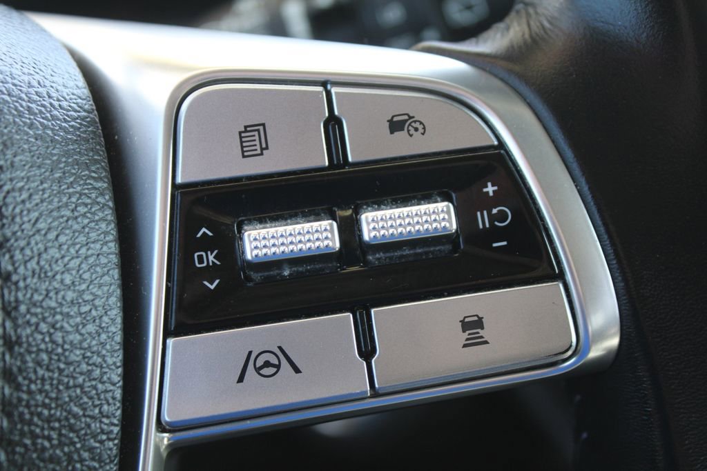 Certified 2023 Kia Telluride S w/ S Sunroof Package image 30