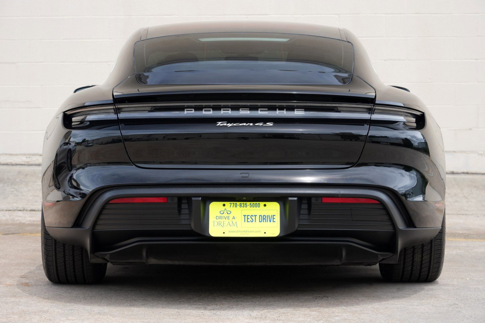 Used 2020 Porsche Taycan 4S AWD/4WD image 11