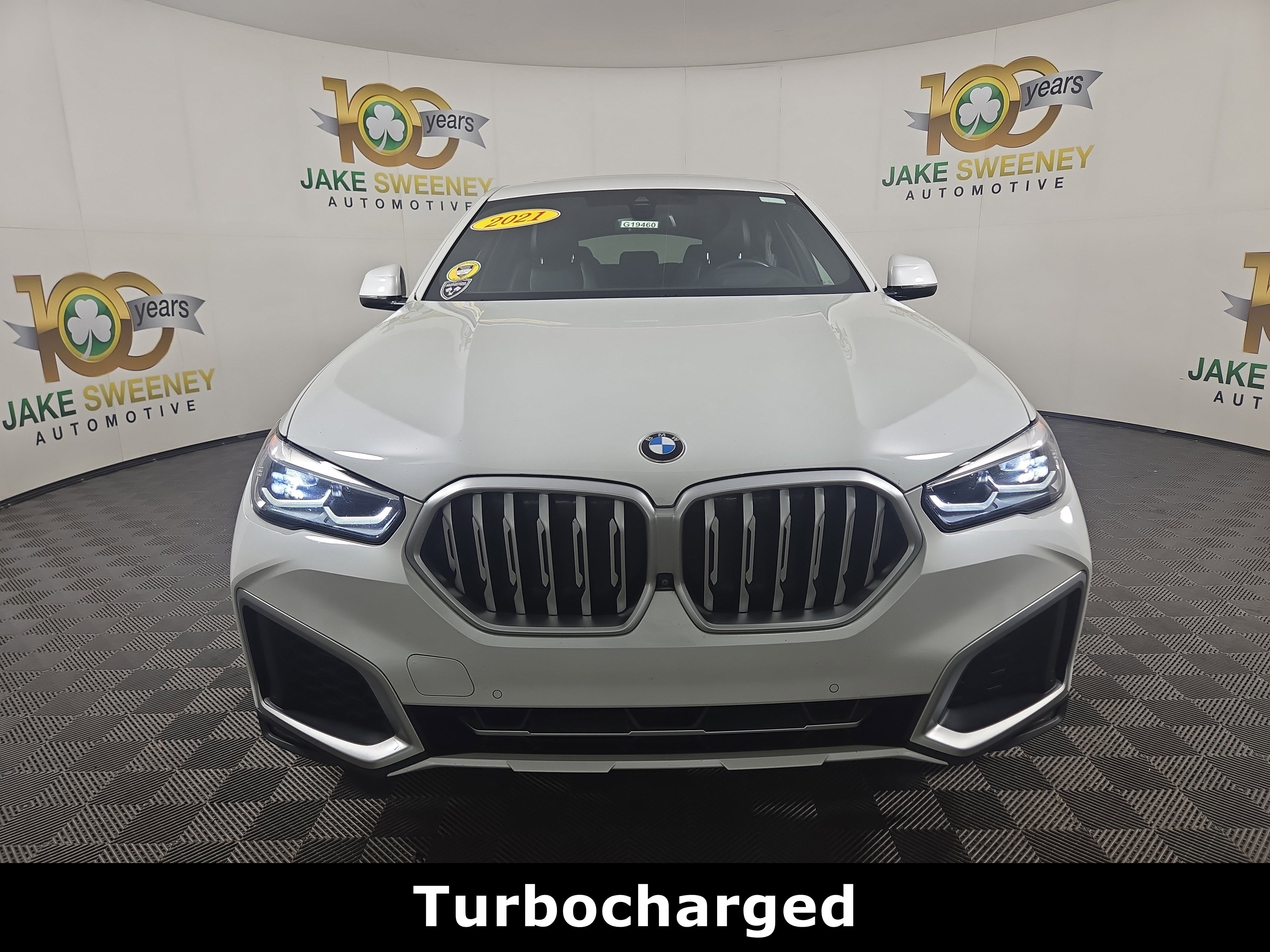 Used 2021 BMW X6 xDrive40i w/ Premium Package image 2