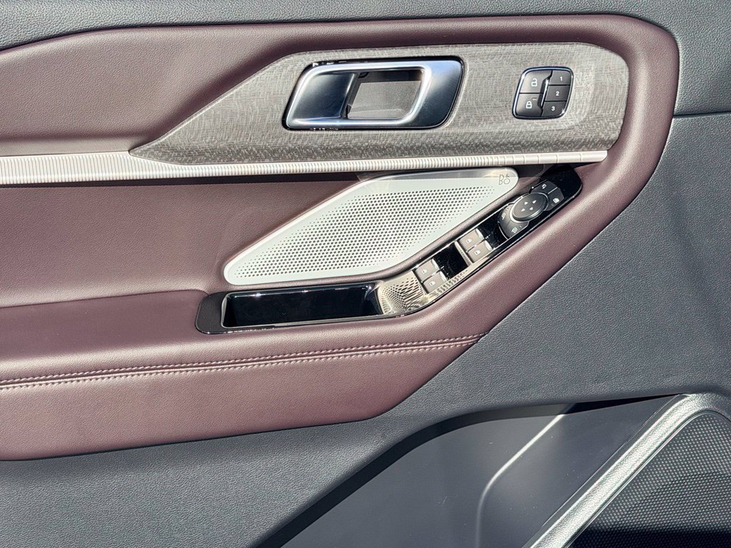 New 2026 Ford Explorer Platinum RWD image 17