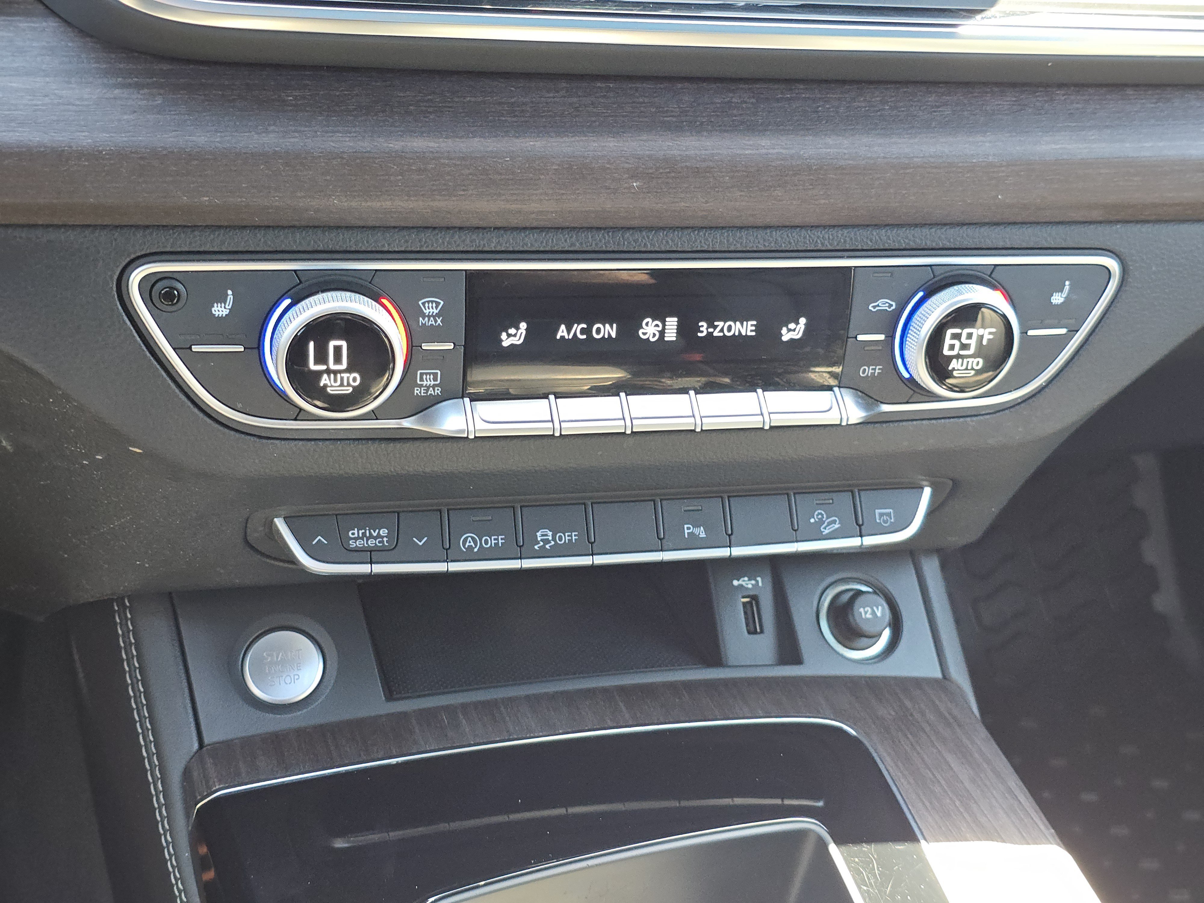 Used 2023 Audi Q5 2.0T Premium Plus w/ Premium Plus Package AWD/4WD image 12