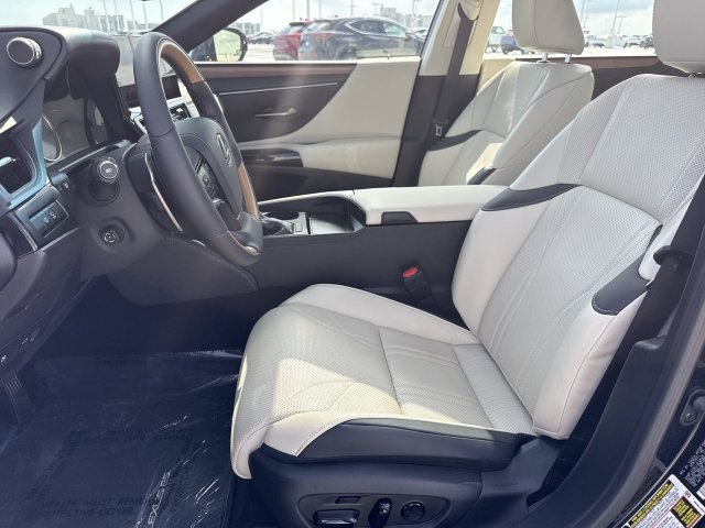 Certified 2025 Lexus ES 350 w/ Technology Package FWD image 11