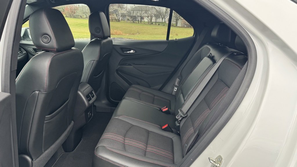 Used 2024 Chevrolet Equinox RS image 15