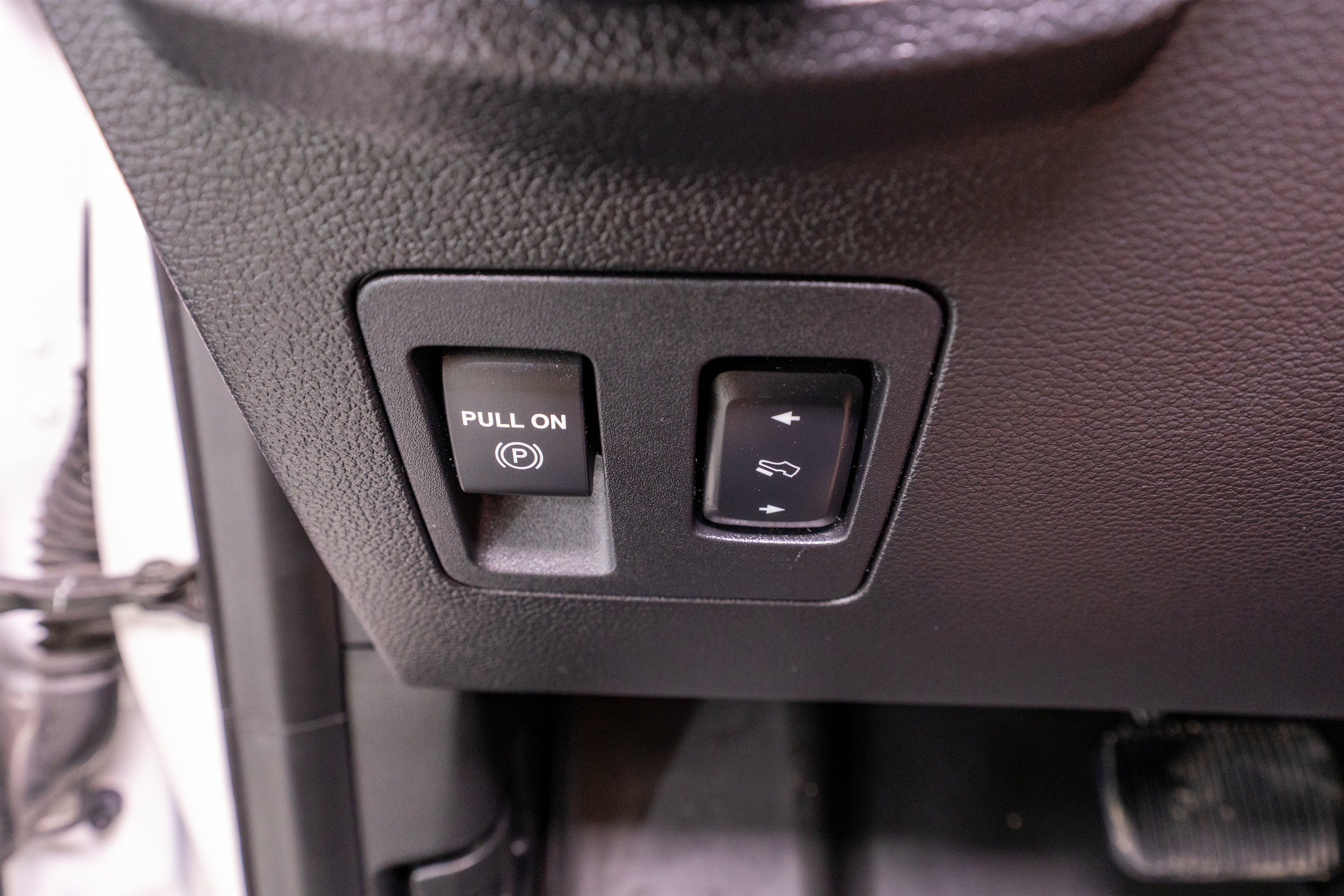 Used 2019 Ford Expedition Max XLT w/ Equipment Group 202A RWD image 29