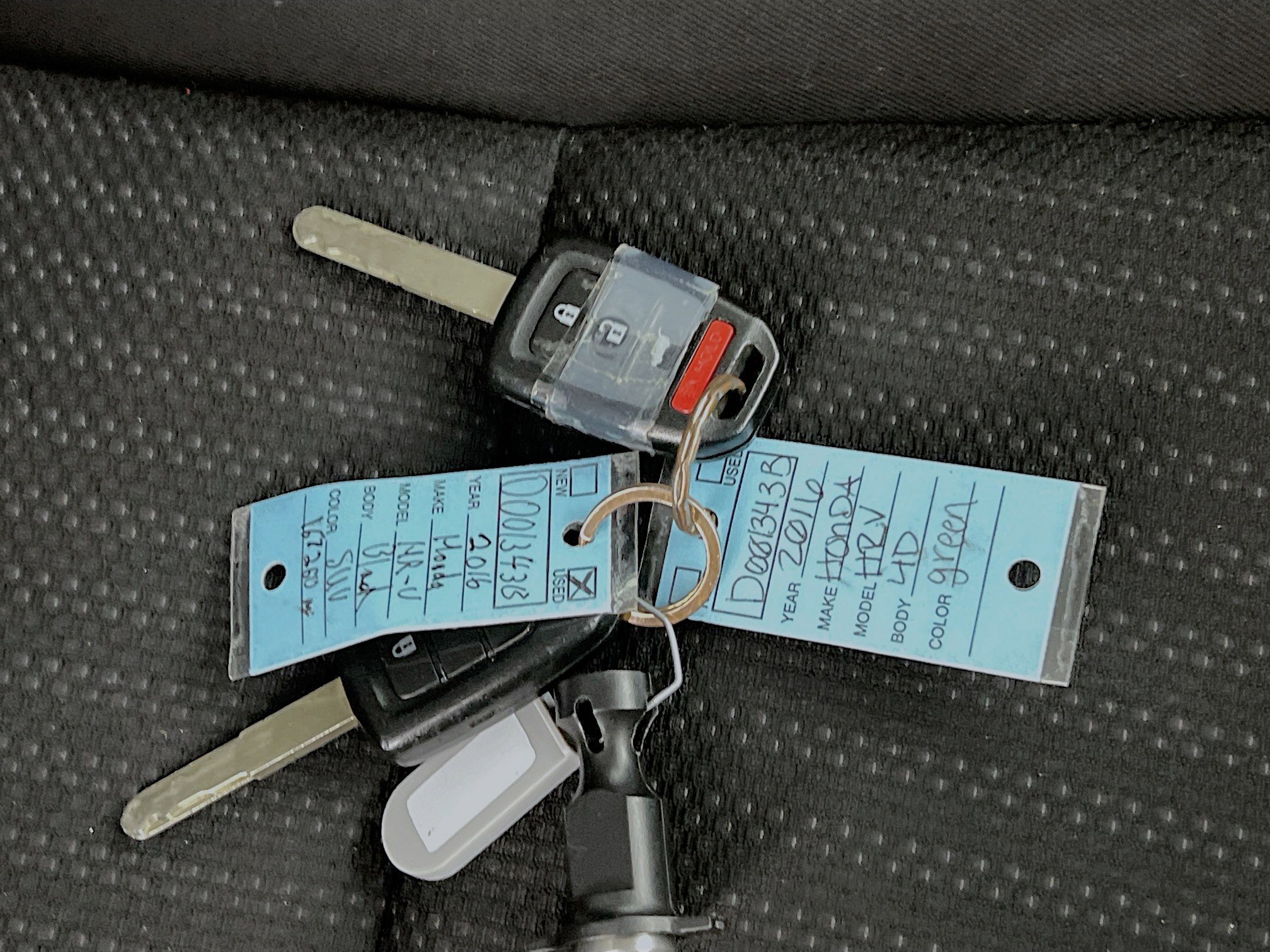 Used 2016 Honda HR-V LX image 35