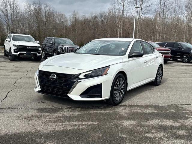 Used 2024 Nissan Altima 2.5 SV image 8