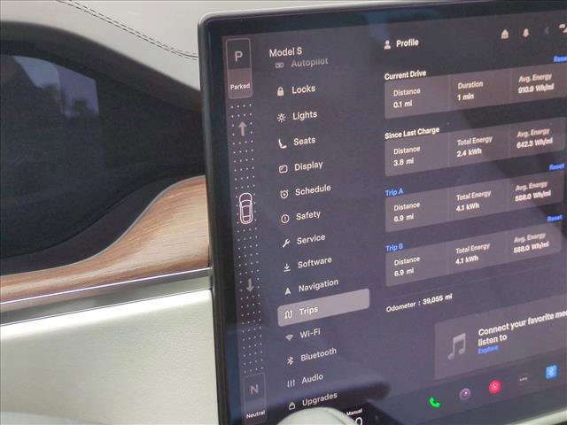 Used 2022 Tesla Model S image 12