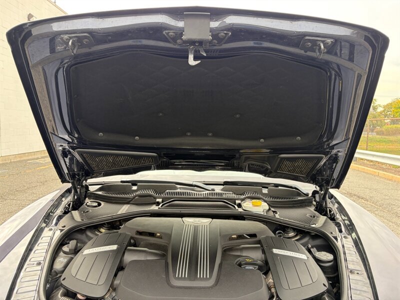 Used 2017 Bentley Continental GT image 17