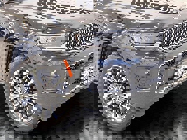 Used 2023 Jeep Grand Cherokee Overland w/ Adv Protech Group III image 35