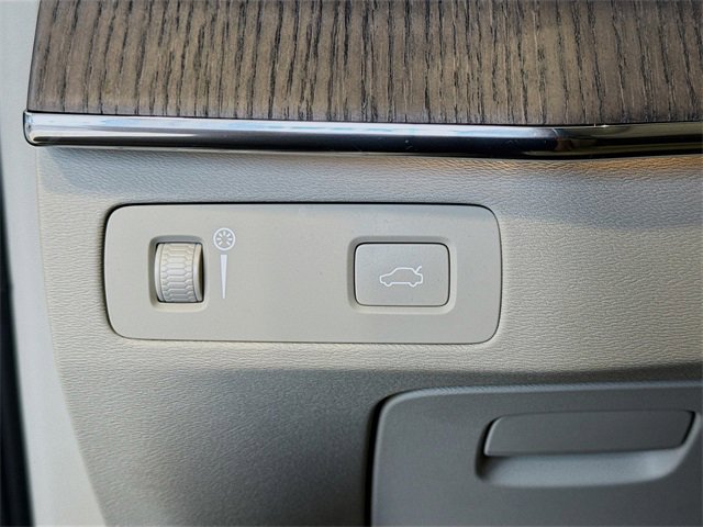 Used 2021 Volvo XC90 T6 Inscription image 10