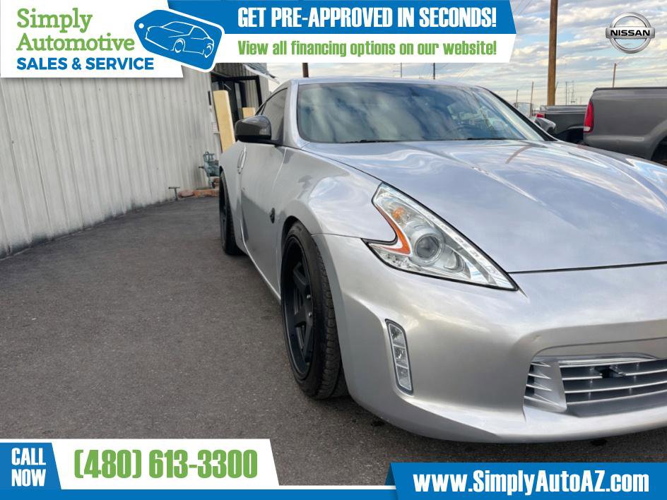 Used 2014 Nissan 370Z Touring w/ Aerodynamics Package image 4