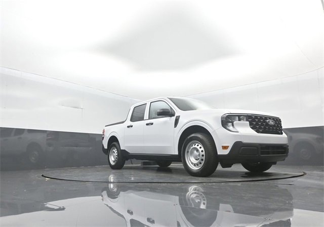 New 2025 Ford Maverick XL w/ Equipment Group 101A image 31