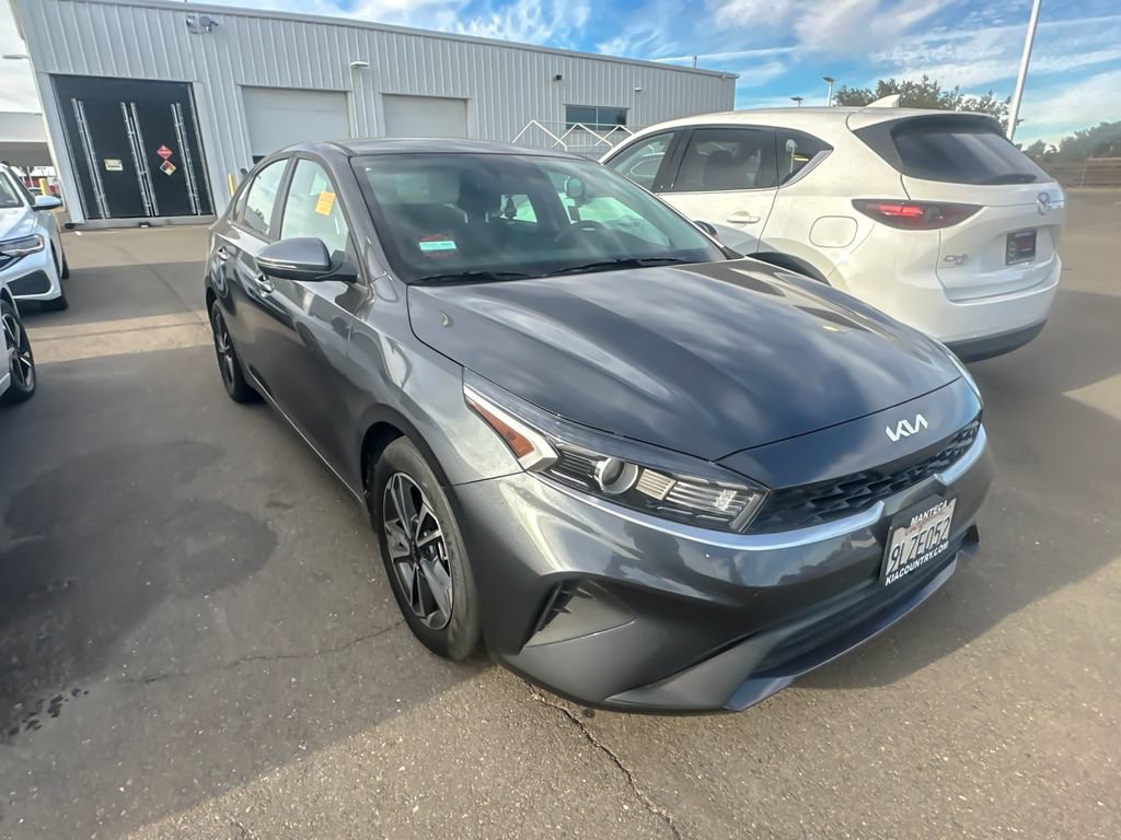 Used 2024 Kia Forte LXS w/ LXS Technology Package FWD image 1