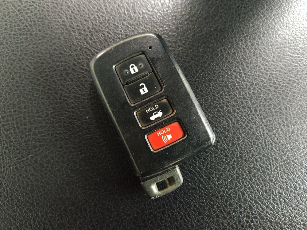 Used 2015 Toyota Camry XSE w/ Moonroof Package image 32