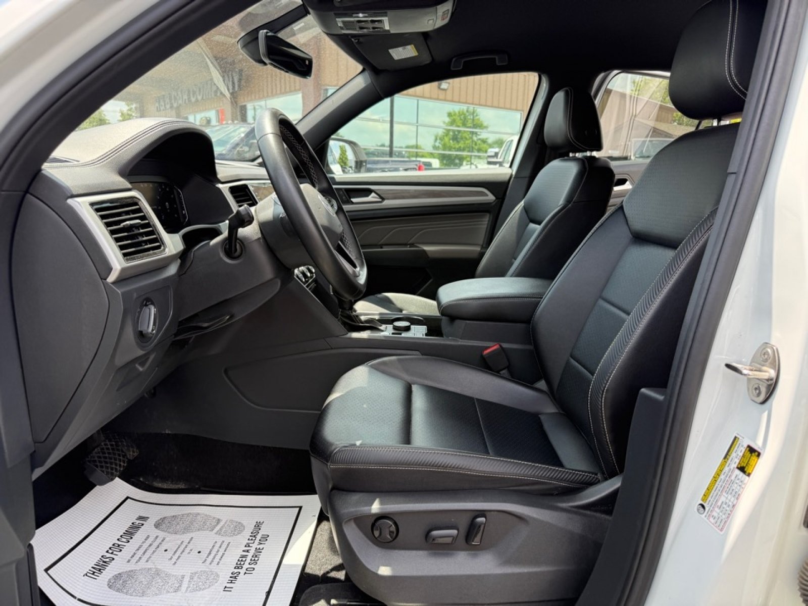 Used 2022 Volkswagen Atlas Cross Sport SE AWD/4WD image 26