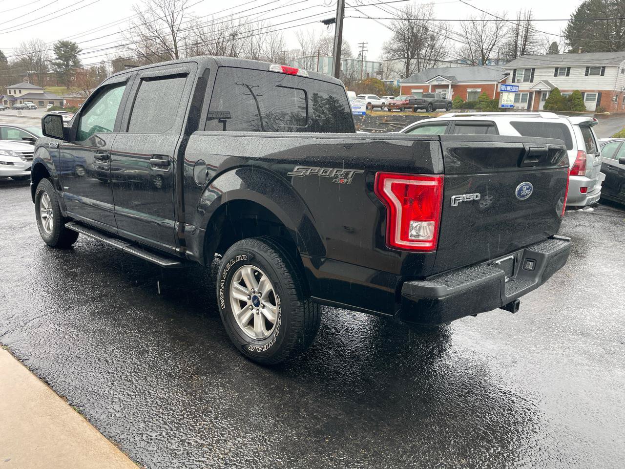Used 2016 Ford F150 XL w/ Equipment Group 101A Mid AWD/4WD image 8