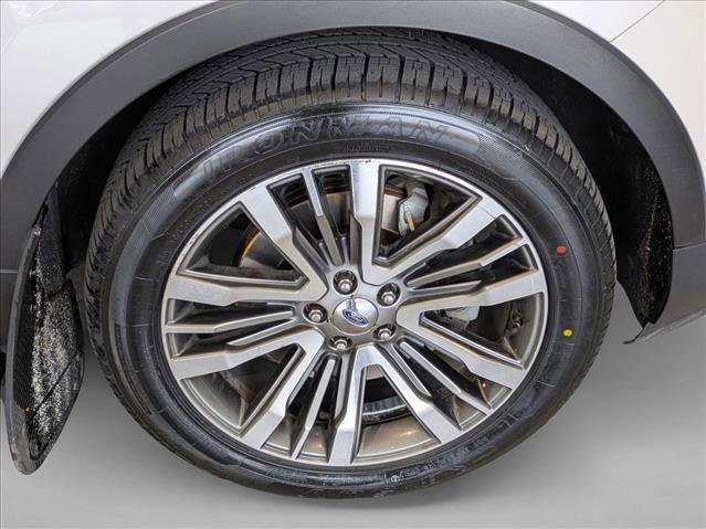 Used 2019 Ford Explorer Platinum image 26