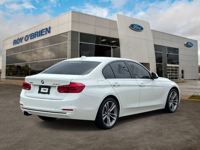 Used 2017 BMW 330i xDrive Sedan image 5