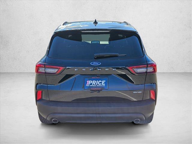 Used 2025 Ford Escape ST-Line image 5