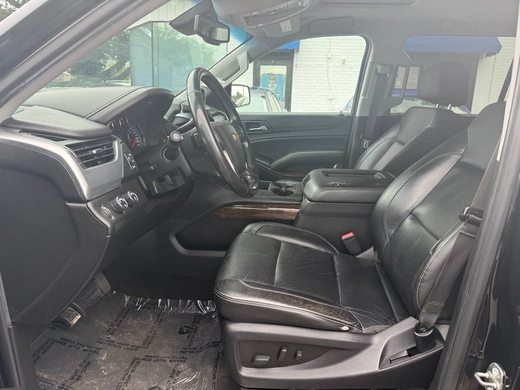 Used 2018 Chevrolet Suburban LT AWD/4WD image 9