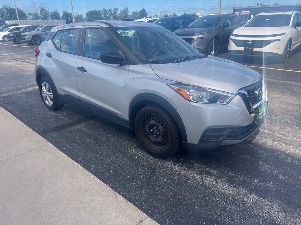 Used 2020 Nissan Kicks S