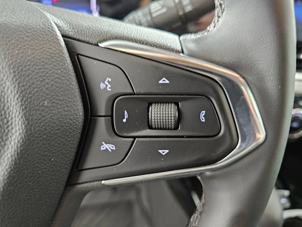 New 2026 Chevrolet Trax LT w/ Driver Confidence Package FWD image 25