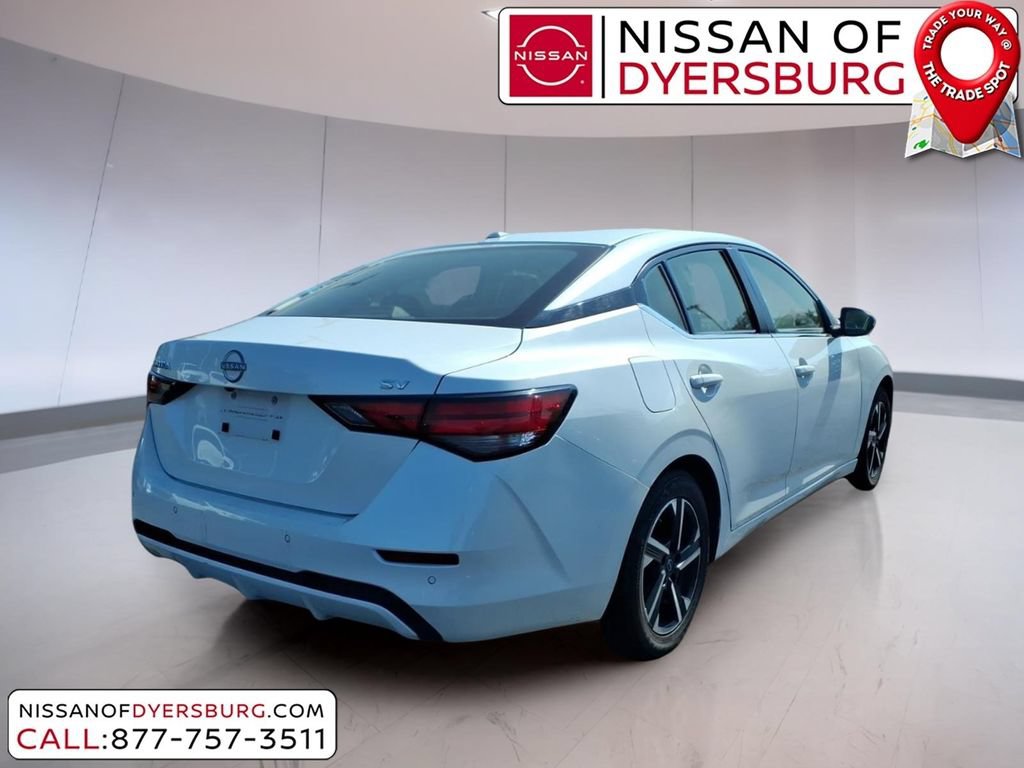 Used 2024 Nissan Sentra SV FWD image 3