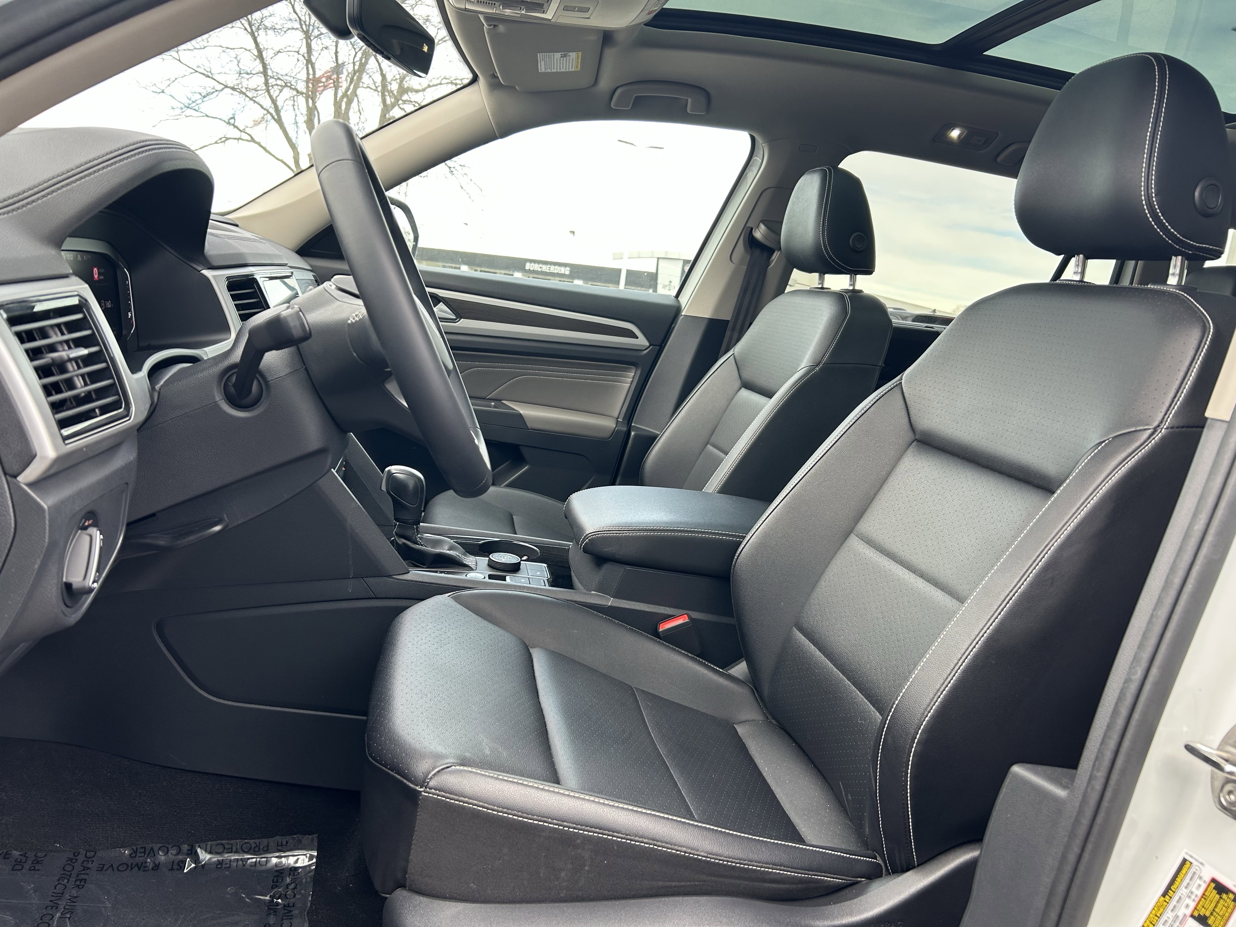 Certified 2023 Volkswagen Atlas SE w/ Panoramic Sunroof Package image 21