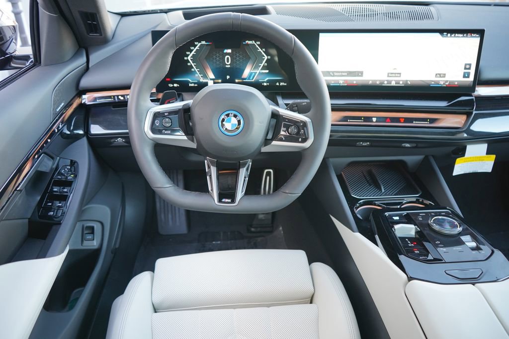 New 2026 BMW i5 eDrive40 w/ M Sport Package image 15