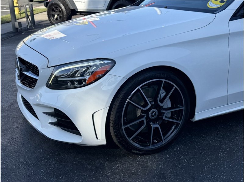 Used 2020 Mercedes-Benz C 300 Sedan image 10
