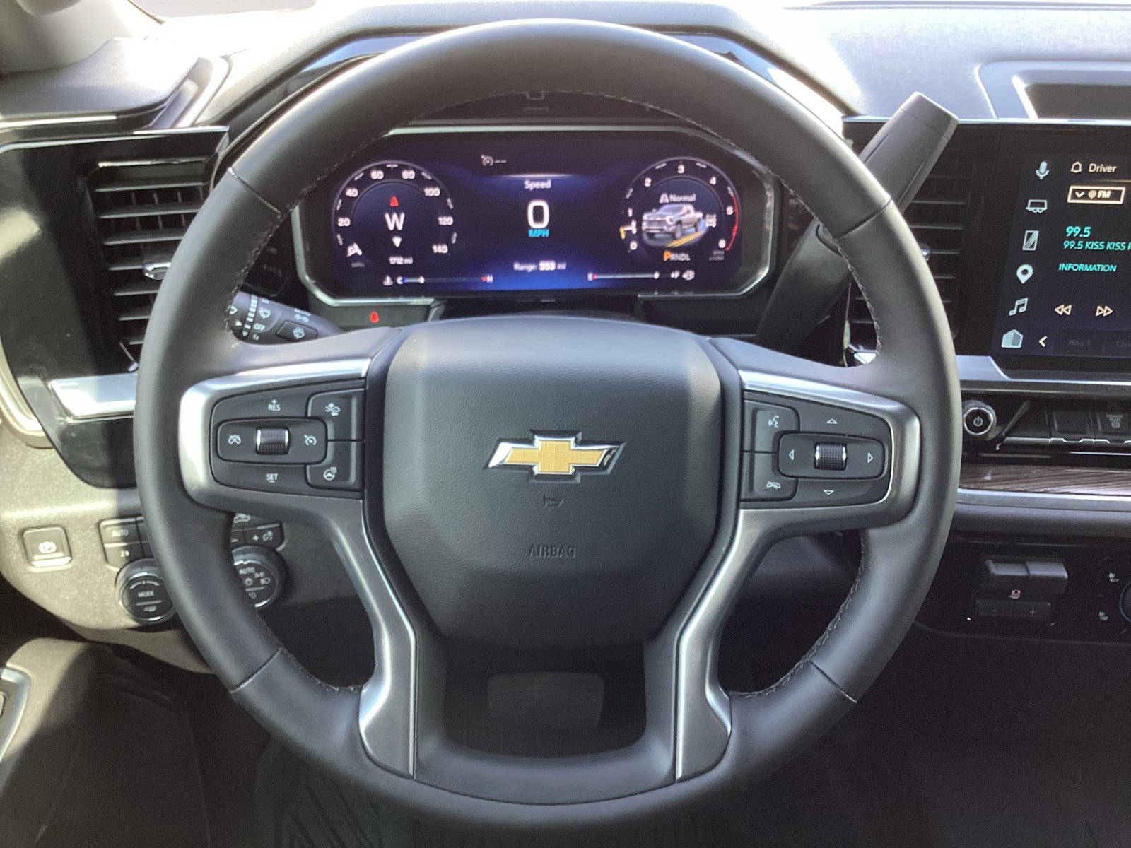 Used 2026 Chevrolet Silverado 2500 LT AWD/4WD image 15